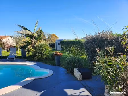 jolie maison de plain-pied