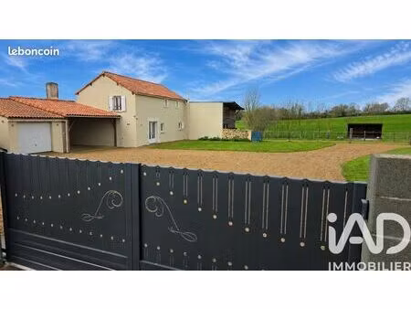 propriété 4 pièces 191 m²