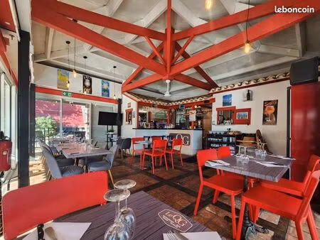 fonds de commerce bar  restaurant 73 m²