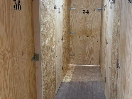 box de rangement à louer