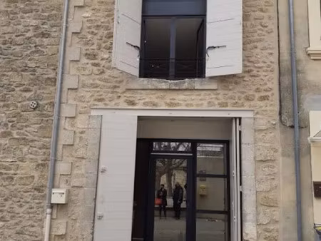 location maison 2 pièces 66 m² à vernègues (13116)  758 €