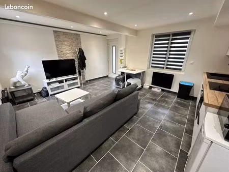 appartement 2 pièces 51 m²