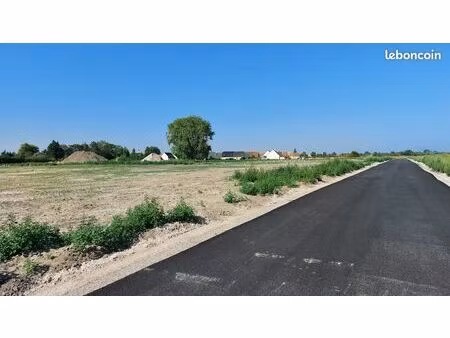 terrains à bâtir  viabilisés  libres de constructeur et disponibles à marck