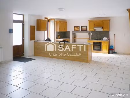 maison 4 pièces 109 m²