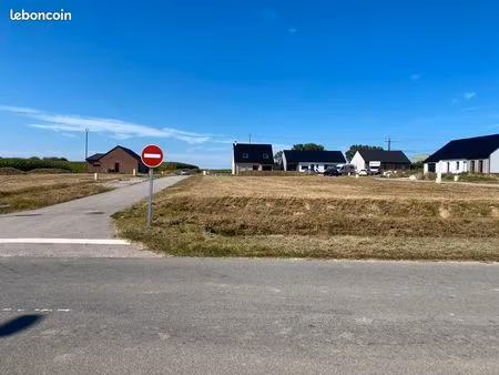 steenbecque ( 6km de hazebrouck )  terrains à bâtir