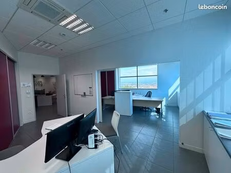 bureaux 191 m²