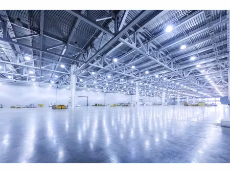 a vendre : entrepôt logistique breeam excellent