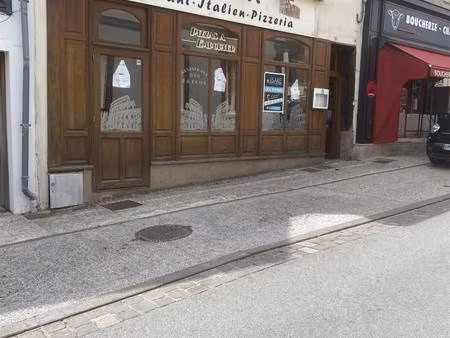 local commercial à louer