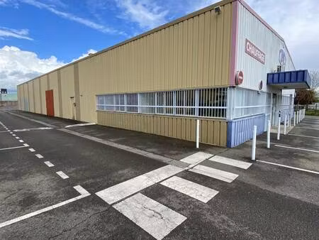 local commercial à louer