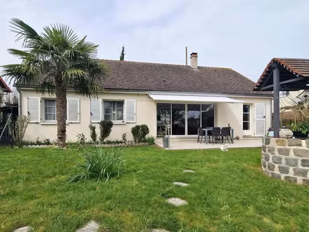 location meublée maison 5 pièces 110 m² à nemours (77140)  1 600 €