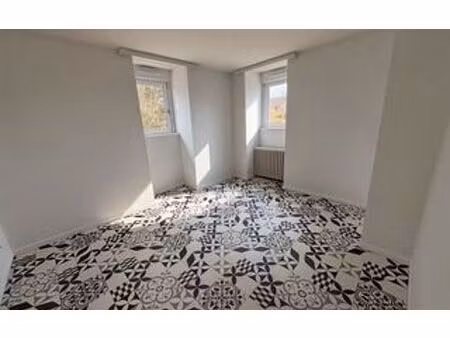 location appartement  50.15 m² t-2 à le thillot  350 €