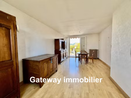 maison individuelle à fort potentiel avec grand terrain le