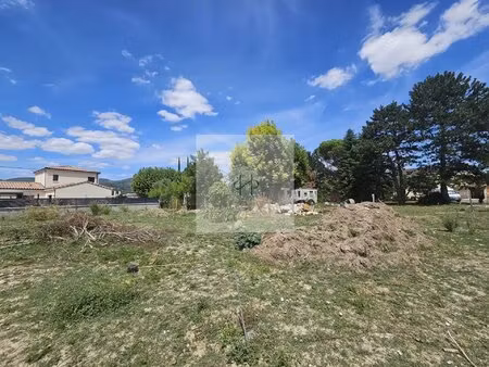 terrain constructible à ancône