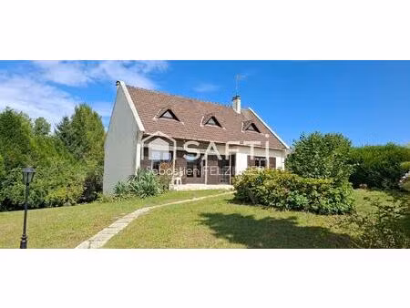 pavillon doté des commodités de plain-pied