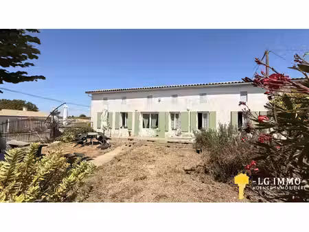 maison charentaise en viager occupé avec belle dépendance