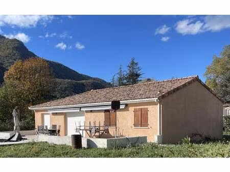 une pépite  belle maison contemporaine au calme