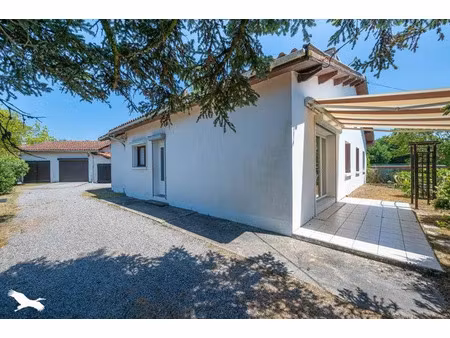 vente maison 8 pièces 161 m² à saint-paul-en-born (40200)  247 220 €