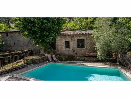 maison avec piscine et terrasse chassiers (07)