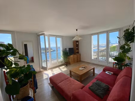 location appartement 3 pièces  58.11m²  brest