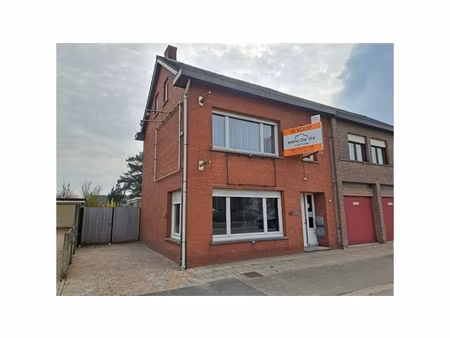 appartement te koop in zandhoven met 1 slaapkamer