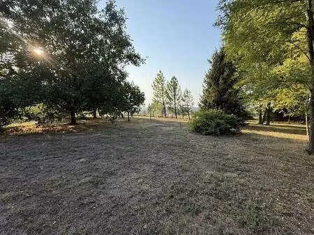 terrain 699 m2 hors lotissement