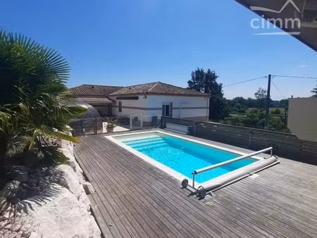 tres belle maison contemporaine vue panoramique