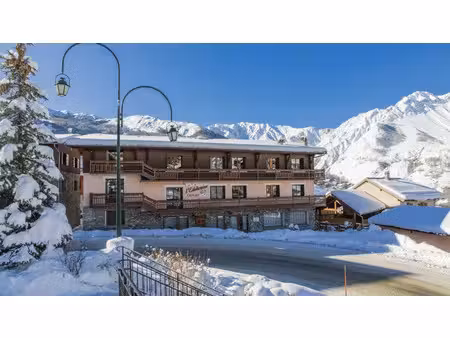 vente maison 22 pièces 667 m² les belleville (73440)