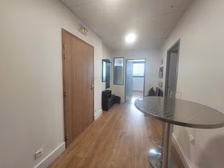 location bureau 38 m² à montauban (82000)