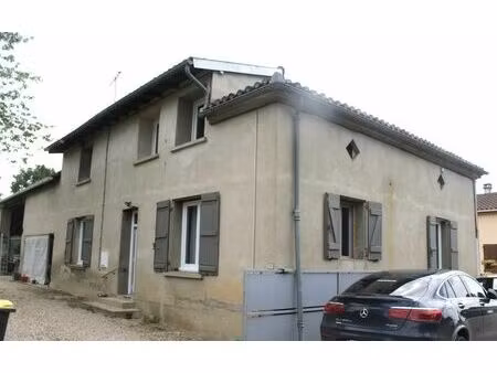 a 12 minutes de castelsarrasin - maison de campagne renovee