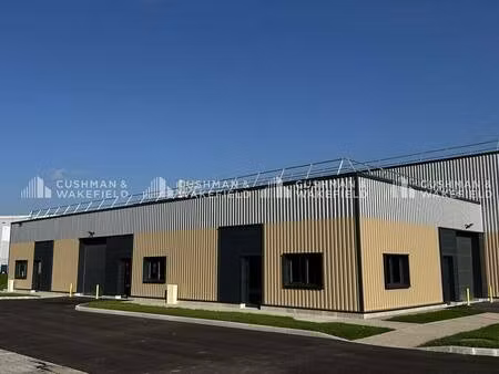 local d'activités à vendre