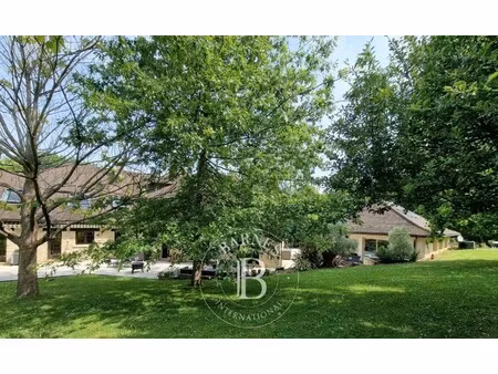 maison de luxe à vendre à saint-rémy-l'honoré