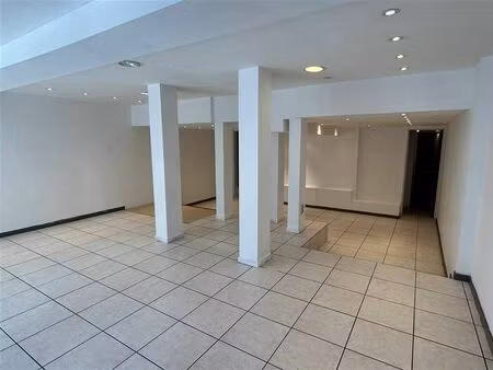 surface commerciale à louer à chemin des etangs 2 jodoigne (vbd12559)