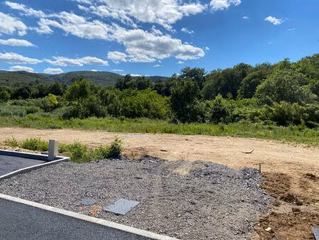 terrain saint montan 610 m2