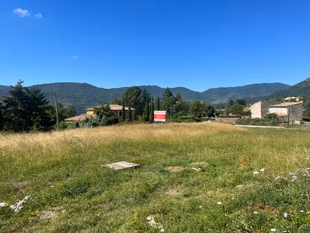 terrain veyras 735 m2