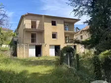 vente immeuble à gourdon (46300)  227 000 €
