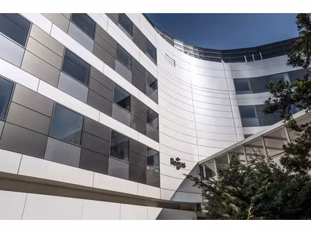 espace de bureau privé pour 1 personne à lyon  saint exupéry airport