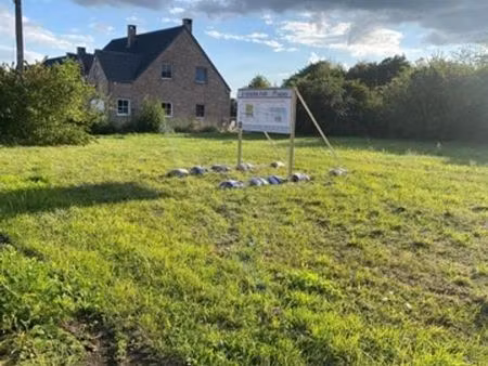 terrain 5a40ca (l3) zhr (16-20 log/ha) pour maison jumelée.