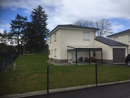 location maison 5 pièces 102 m² à grand-charmont (25200)  1 100 €