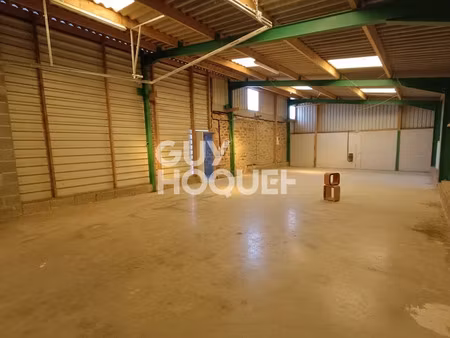 location locaux professionnels 150 m² à broons (22250)  550 €