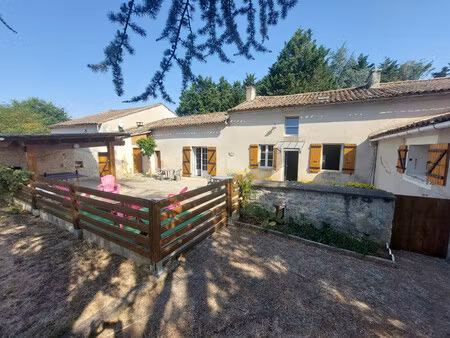 maison à vendre à vouzan (16410) - charente