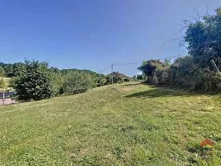 terrain de 798m2 sur les hauteurs d'amay.