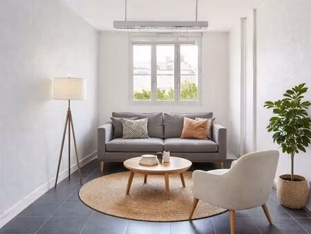 espace de travail lumineux | loyer all inclusive