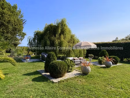 batz-sur-mer maison rénovée avec charme dans un cadre priv