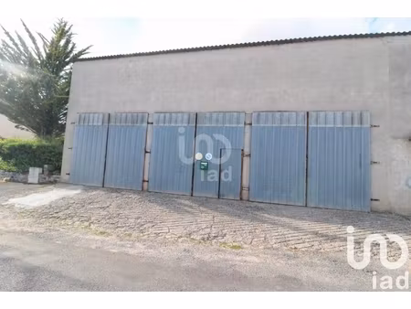 vente garage undefined m²