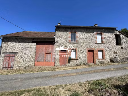 maison en pierres rénovée avec grange attenante saint-priest