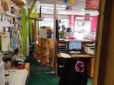 vente commerce la rochelle 250 m²