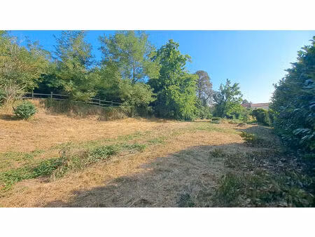 achat terrain 830m²