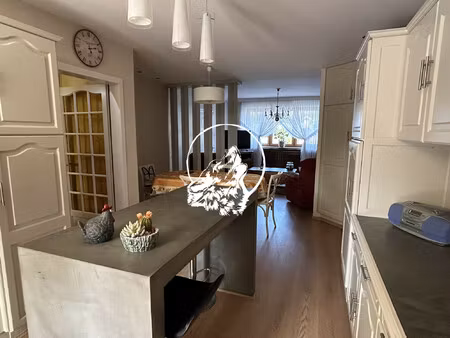 maison bourgeoise 200 m² – 5 chambres – jardin – 2 garage