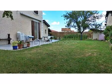 maison de 223 m² à izeaux