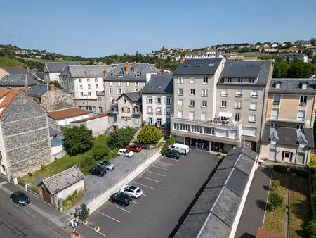 local en ville basse